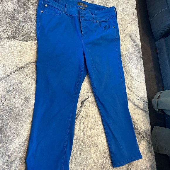 Torrid Feel the Fit Royal Blue Super Soft size crop Jegging 18S - Picture 1 of 4